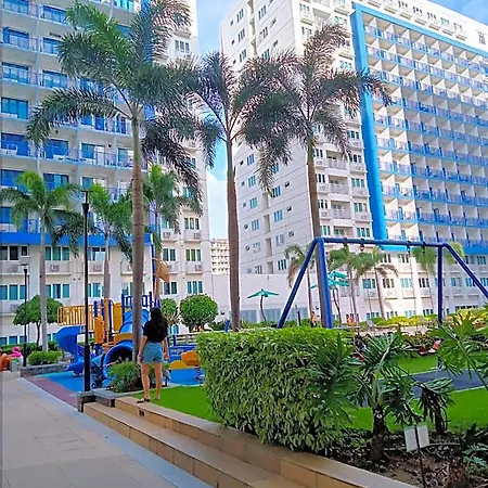 Vangie\'S Place At Sea Residences